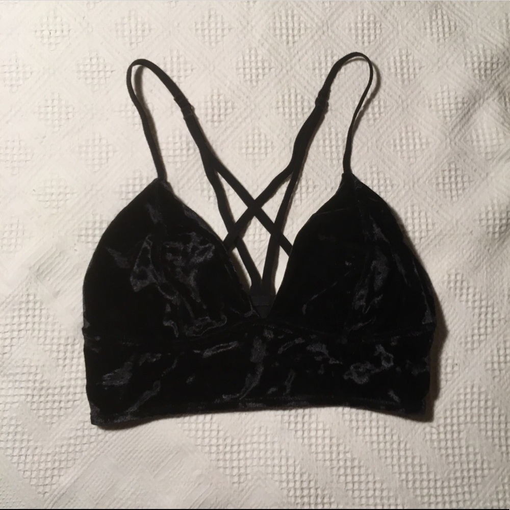 Black Velvet Brallette